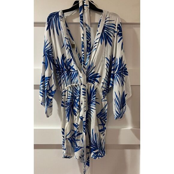 New FLYING TOMATO LUSH LOOKS VACATION ROMPER - Picture 2 of 6